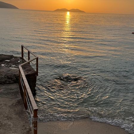 Hotel Kristera Vlorë Exterior foto