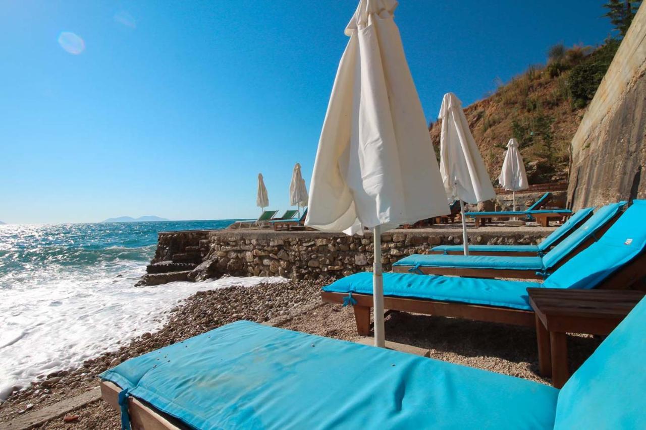 Hotel Kristera Vlorë Exterior foto