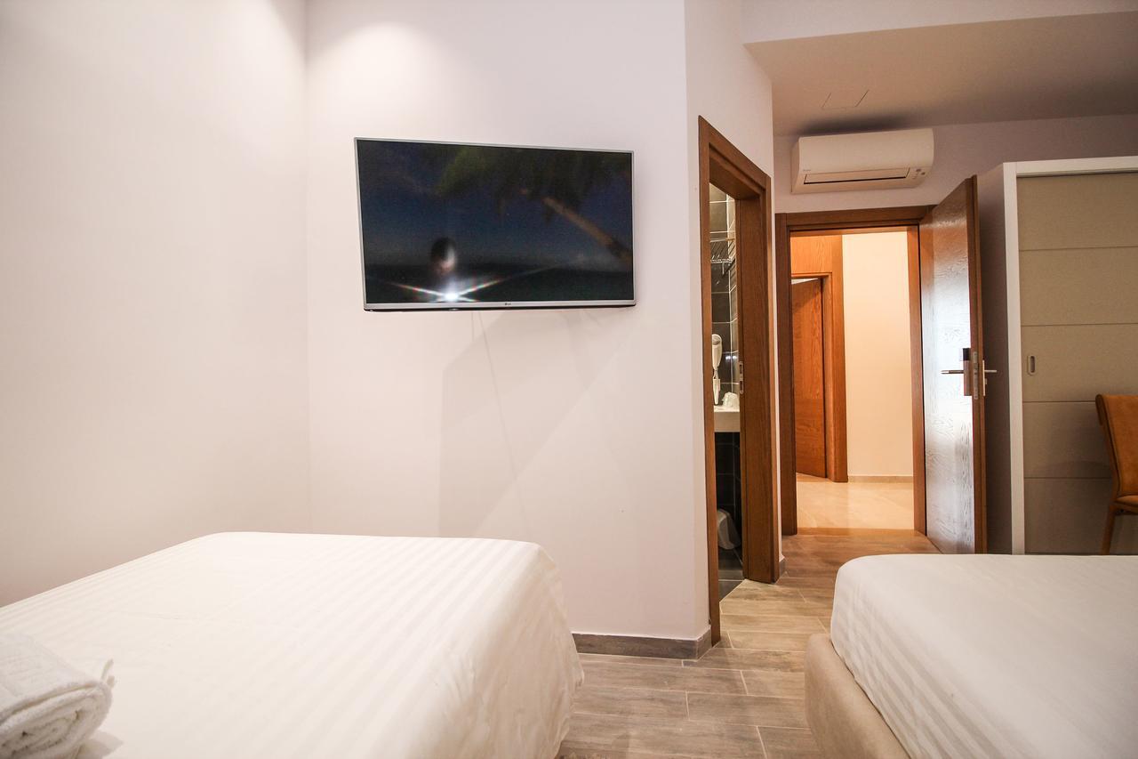 Hotel Kristera Vlorë Exterior foto